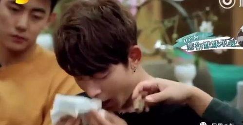 doctorx吃瓜上瘾,揭秘医生吃瓜上瘾背后的心理奥秘