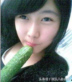 美女吃瓜呕吐,现场画面令人咋舌